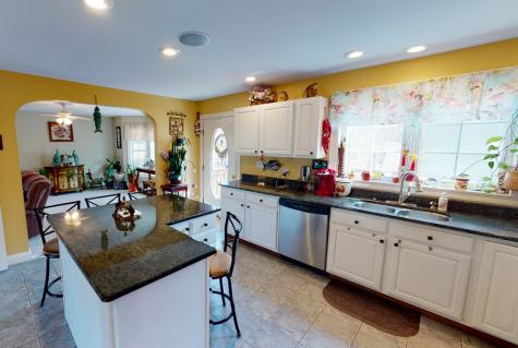 48 Washington Street Peru NY 12972