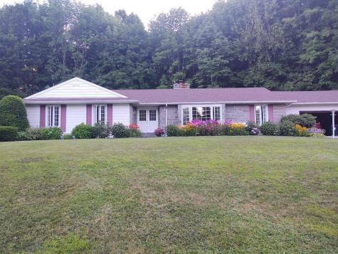 7 Wilcox Avenue Malone NY 12953