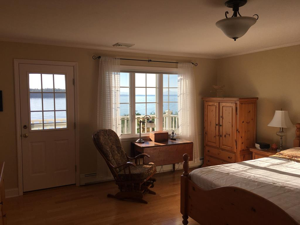 16 Coastland Drive Plattsburgh NY 12901