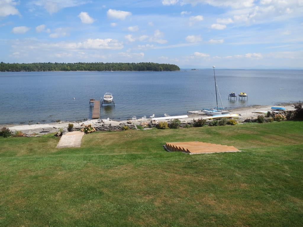 16 Coastland Drive Plattsburgh NY 12901