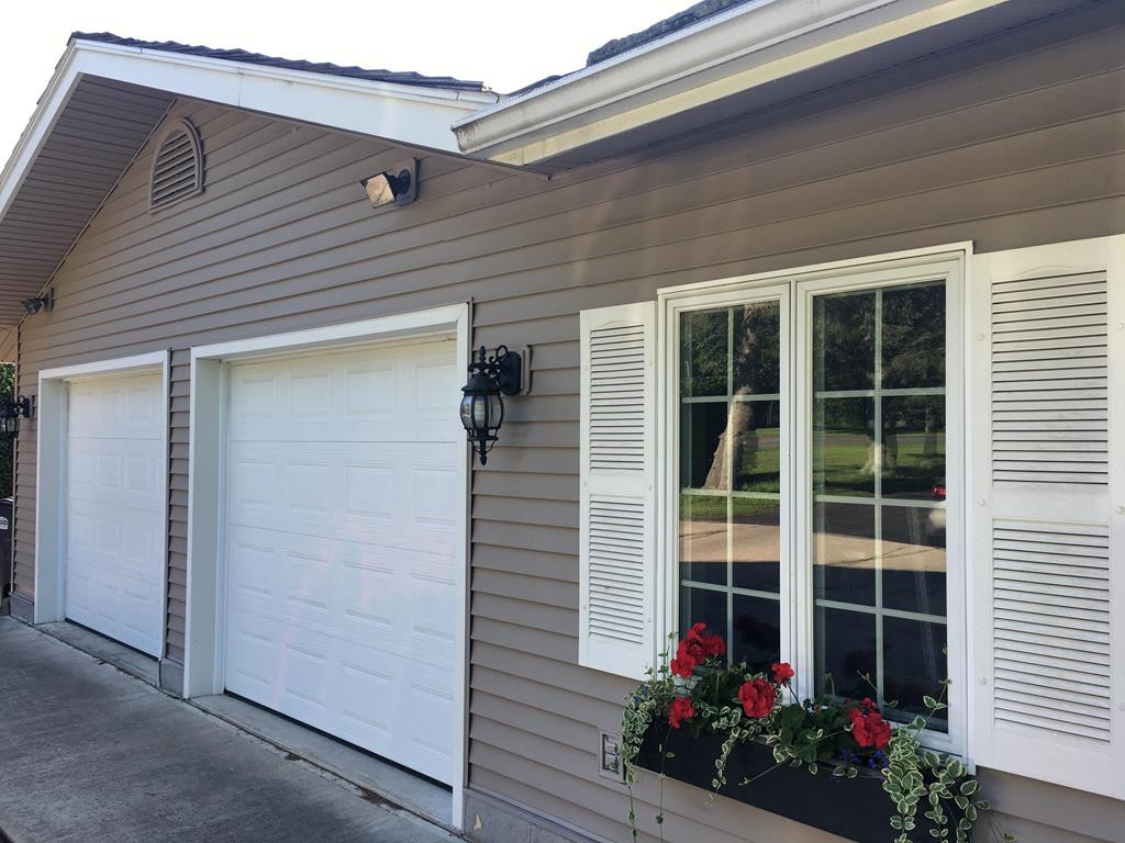 16 Coastland Drive Plattsburgh NY 12901
