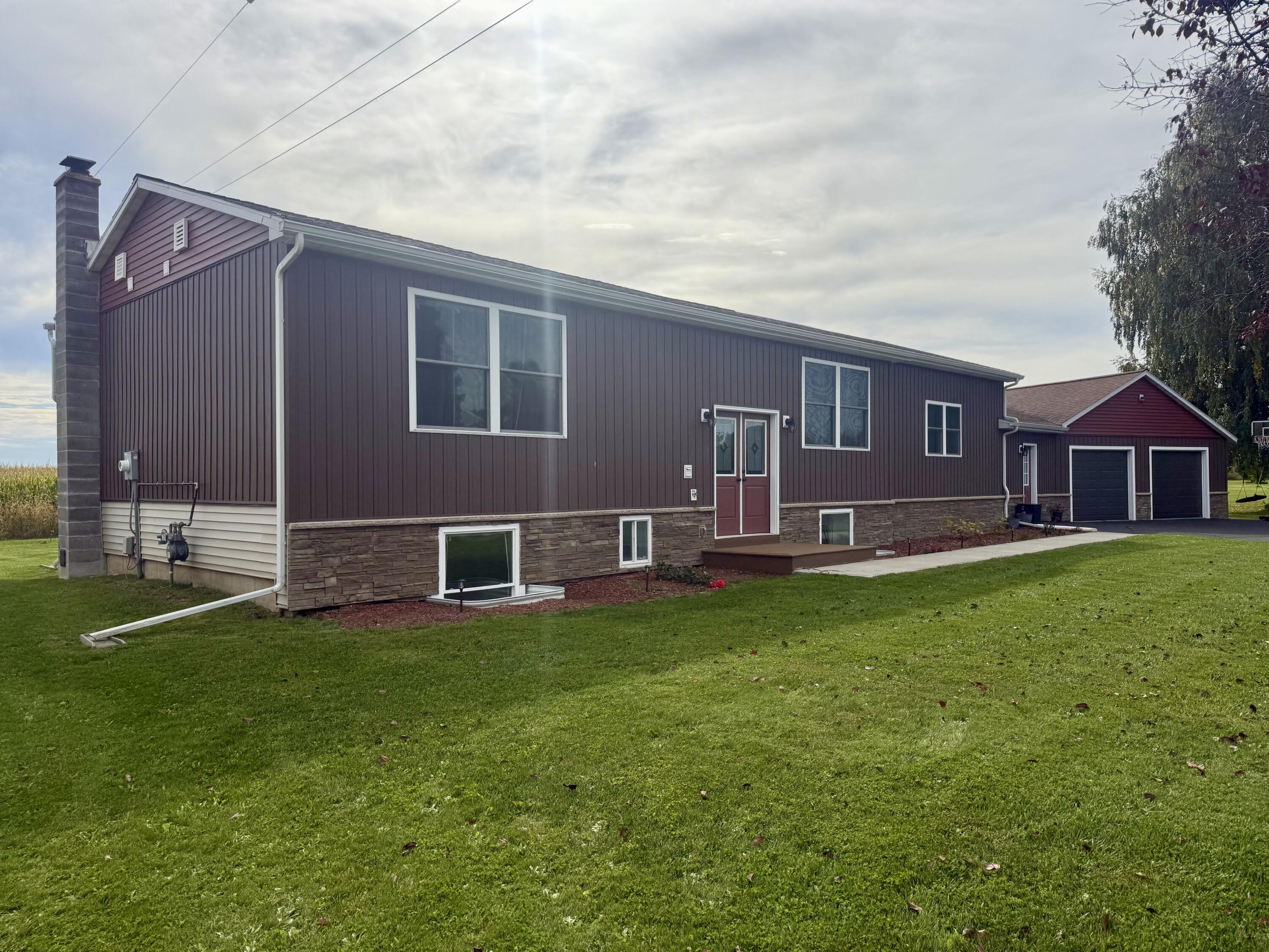 23 Columbus Drive Rouses Point NY 12979