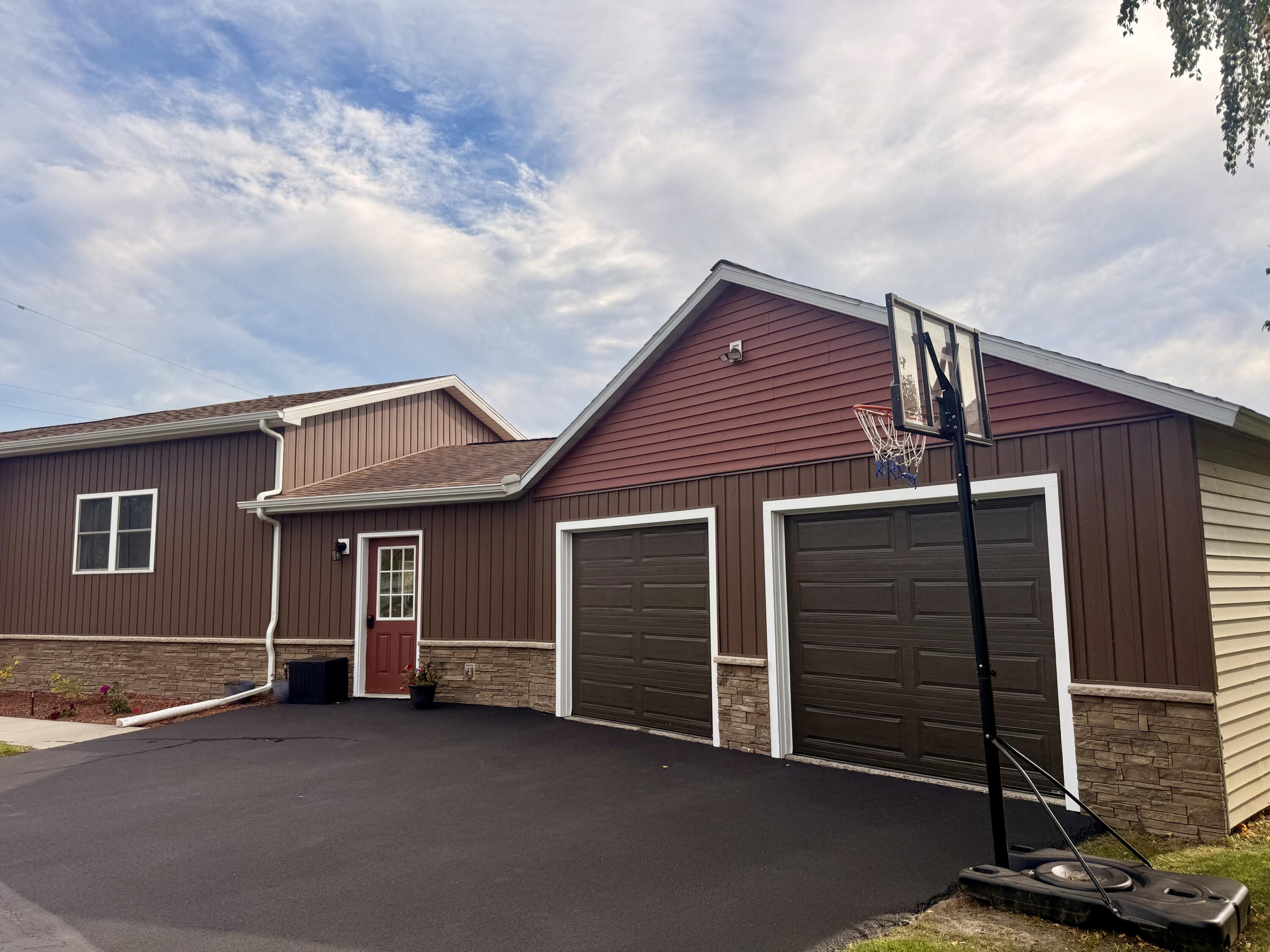 23 Columbus Drive Rouses Point NY 12979
