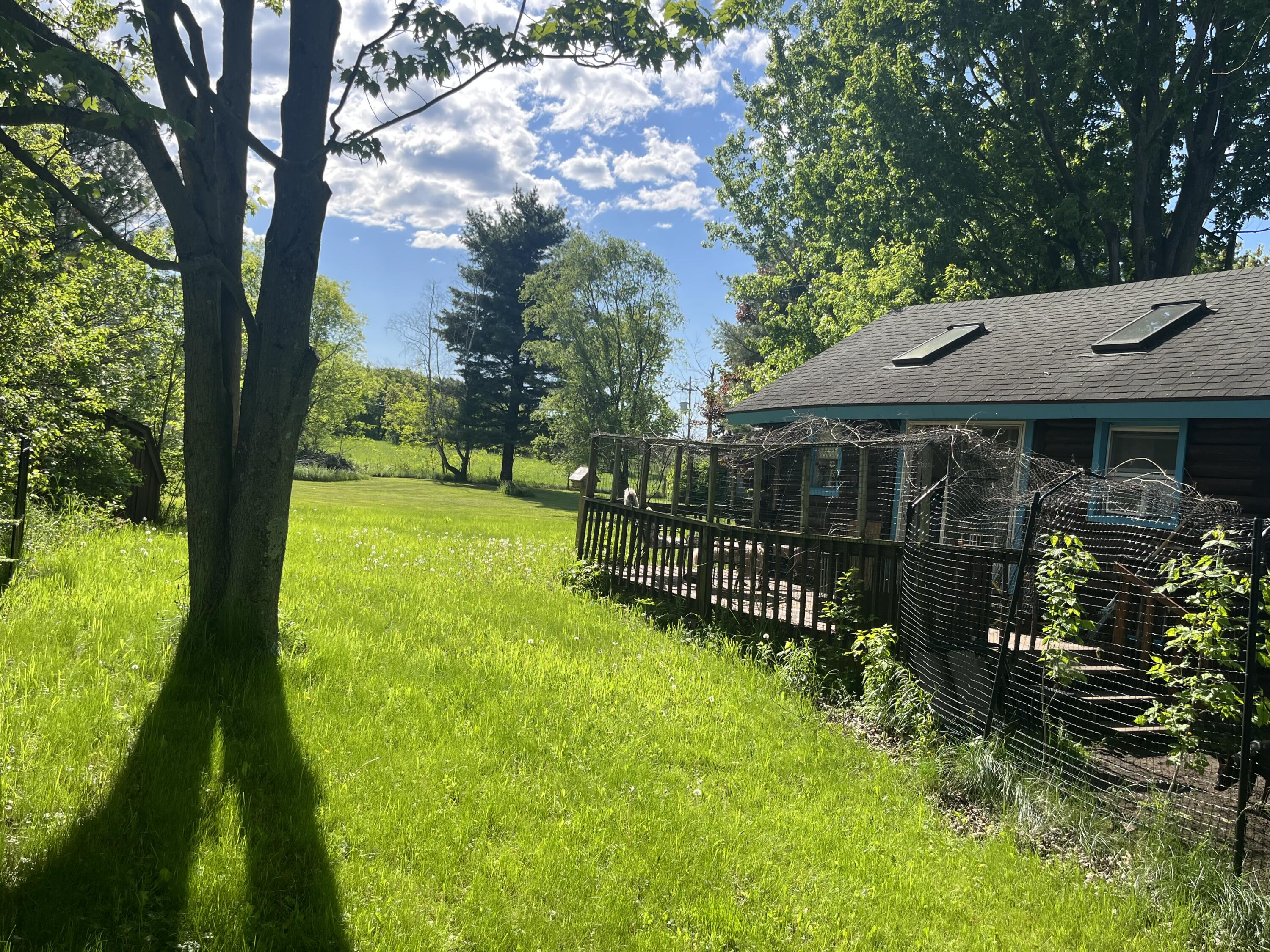 10717 New York 22 Mooers NY 12958