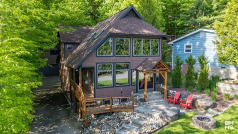 220 Riverside Drive Saranac Lake NY 12983