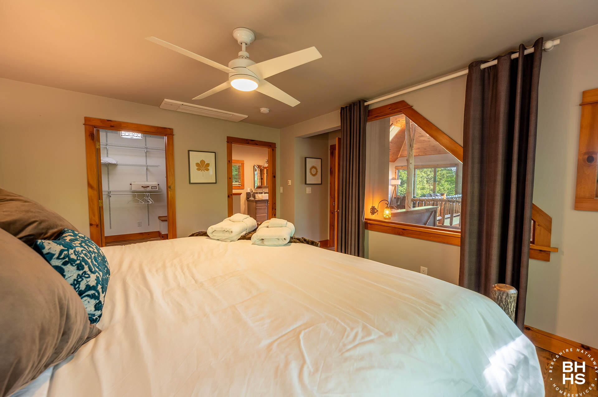 220 Riverside Drive Saranac Lake NY 12983