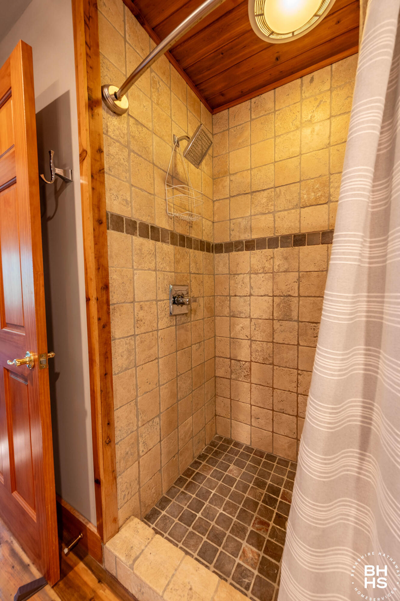 220 Riverside Drive Saranac Lake NY 12983