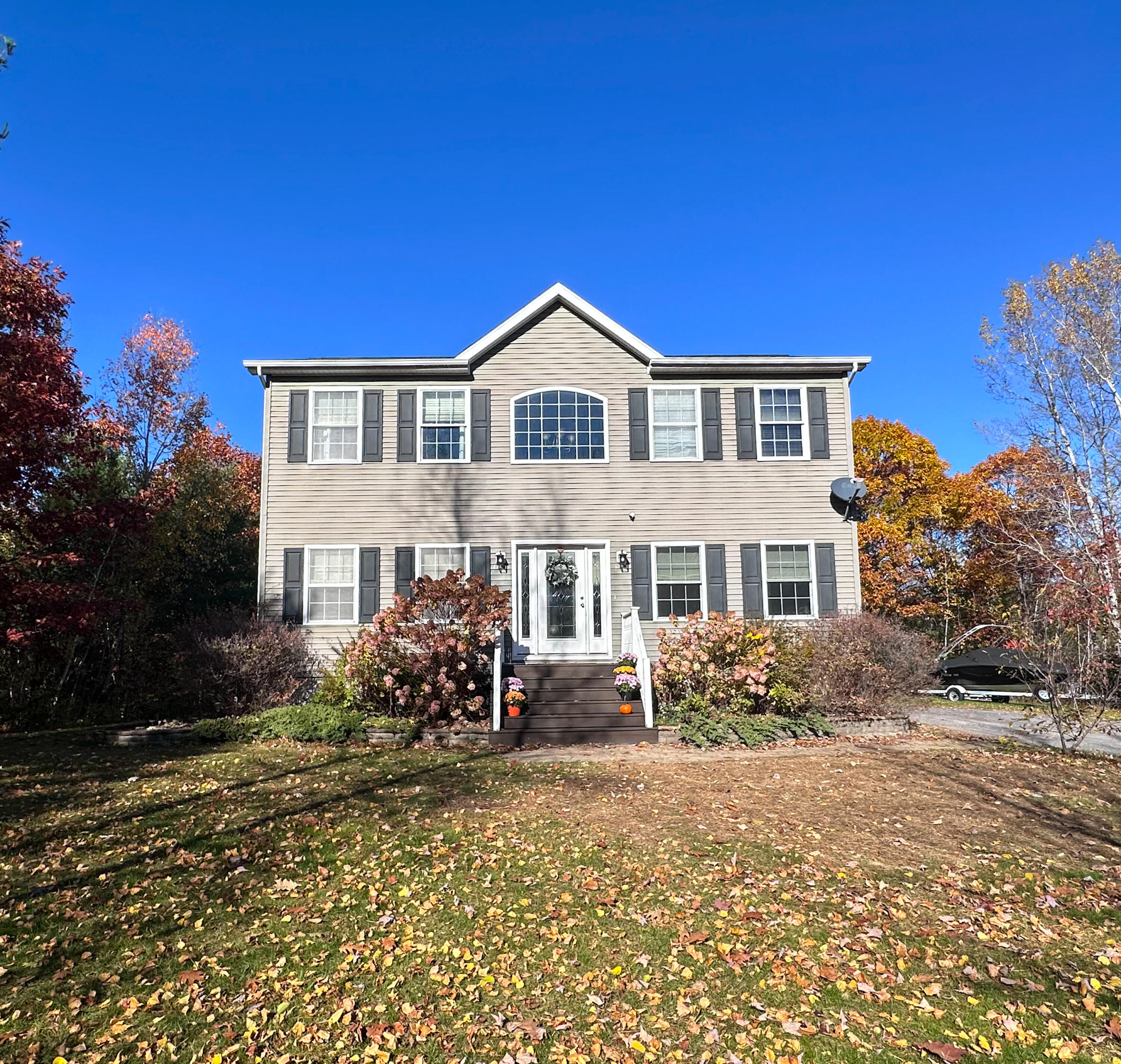 16 Huntington Avenue Morrisonville NY 12962