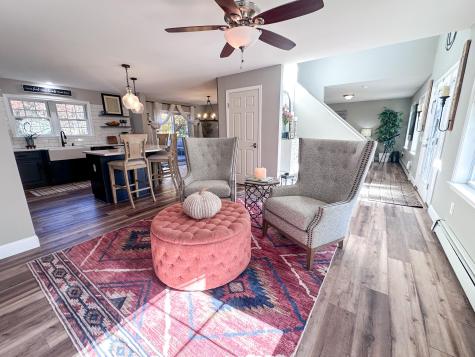 16 Huntington Avenue Morrisonville NY 12962