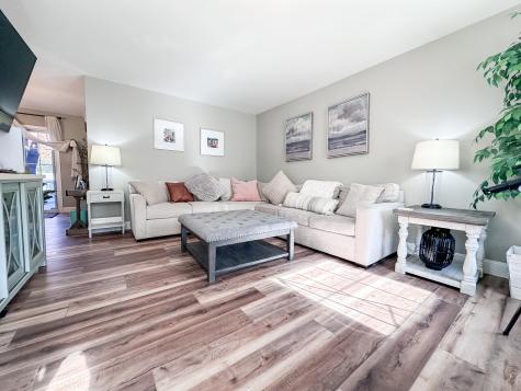 16 Huntington Avenue Morrisonville NY 12962