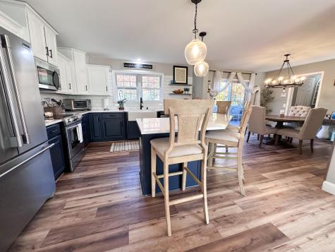 16 Huntington Avenue Morrisonville NY 12962