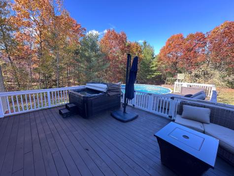 16 Huntington Avenue Morrisonville NY 12962