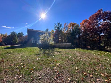 16 Huntington Avenue Morrisonville NY 12962