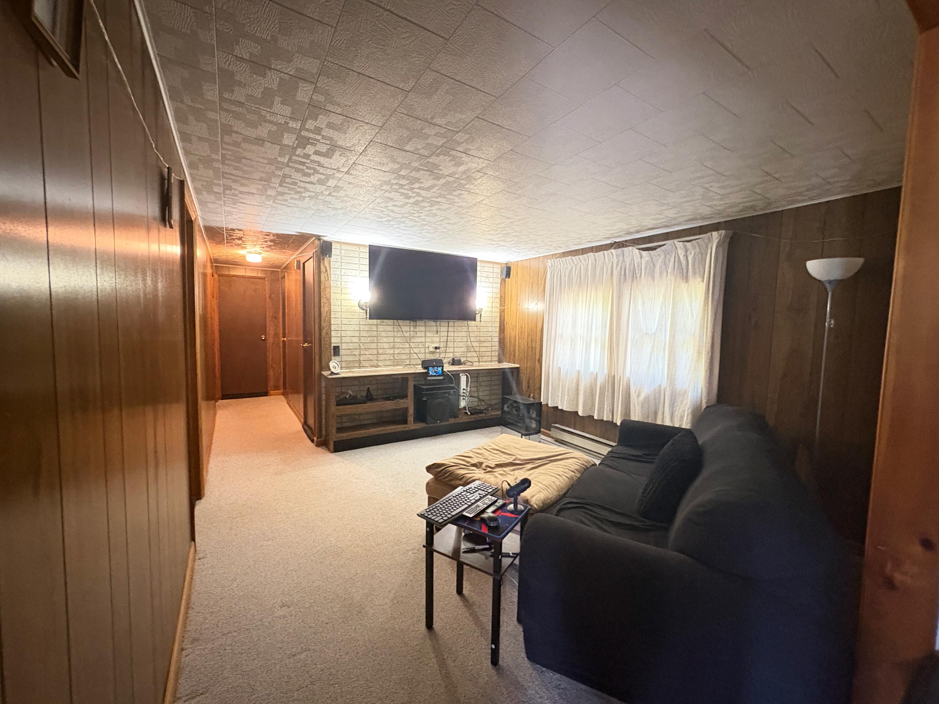 1746 New York 22b Morrisonville NY 12962