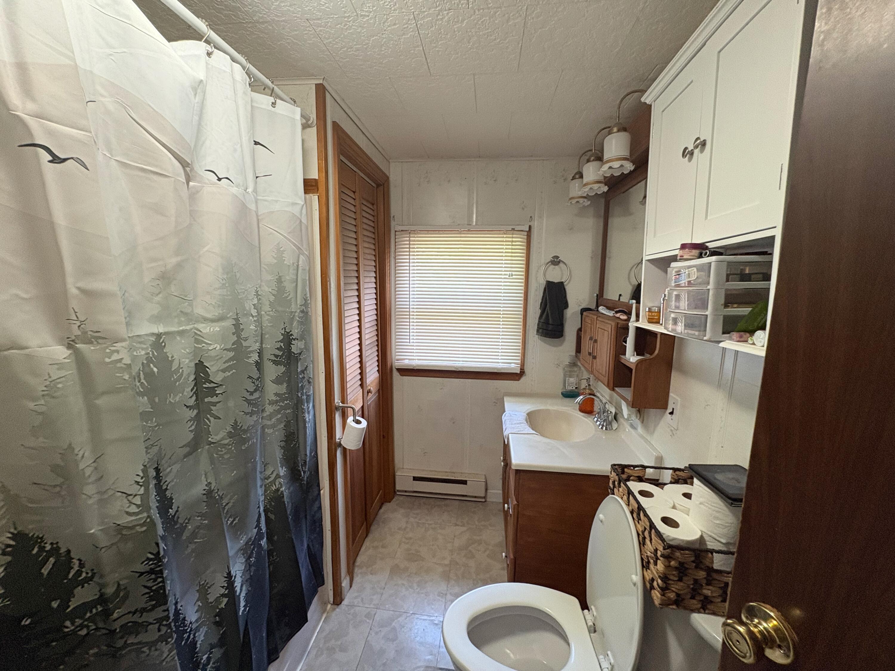 1746 New York 22b Morrisonville NY 12962