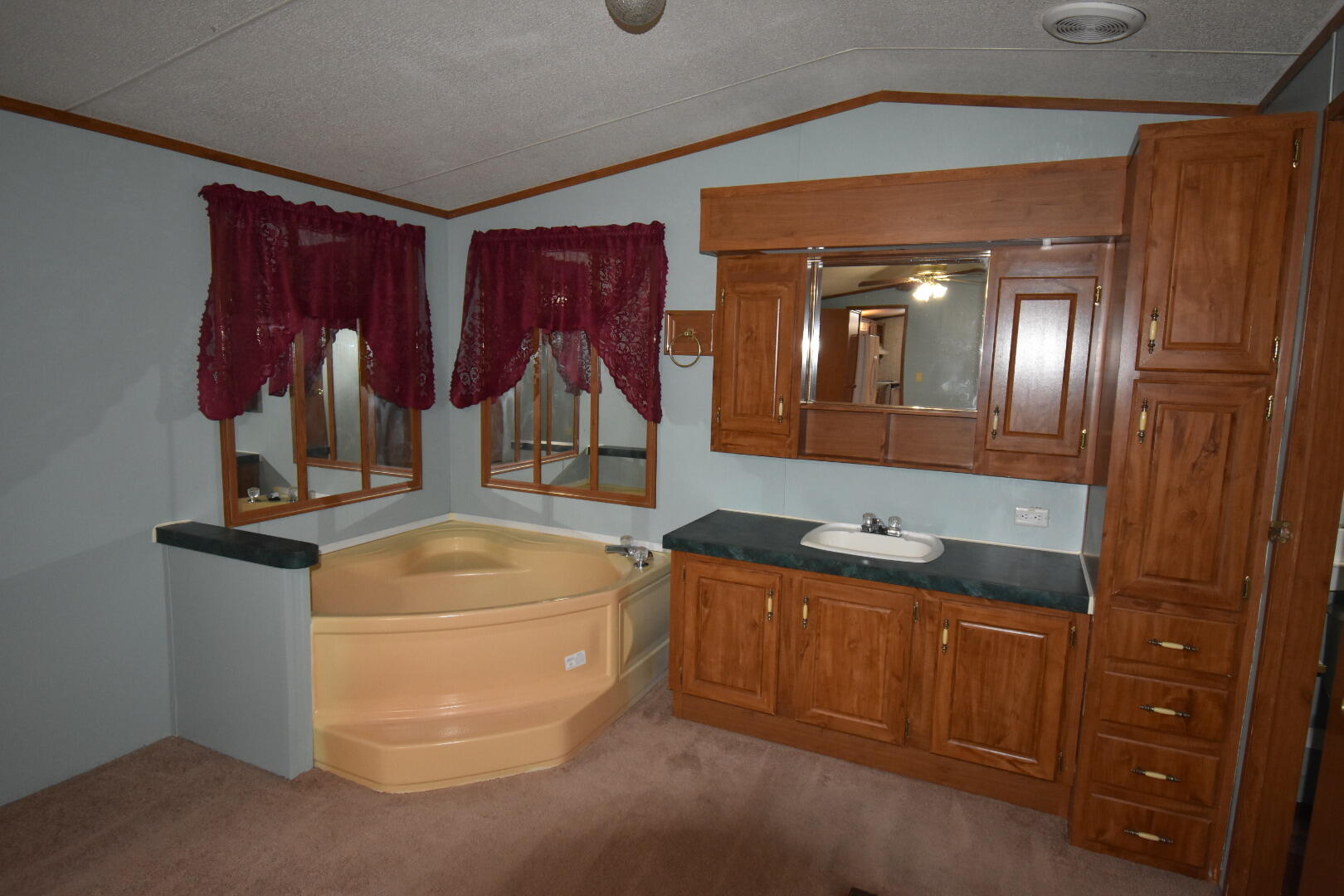 33 Sonya Way Plattsburgh NY 12901