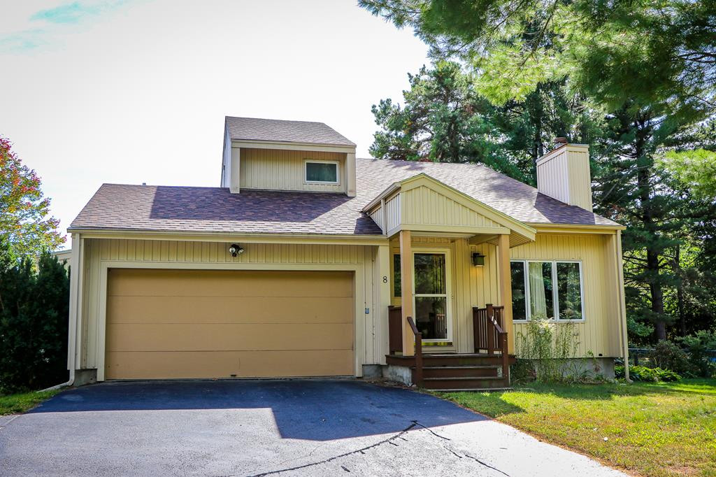 8 Black Bear Path Morrisonville NY 12962