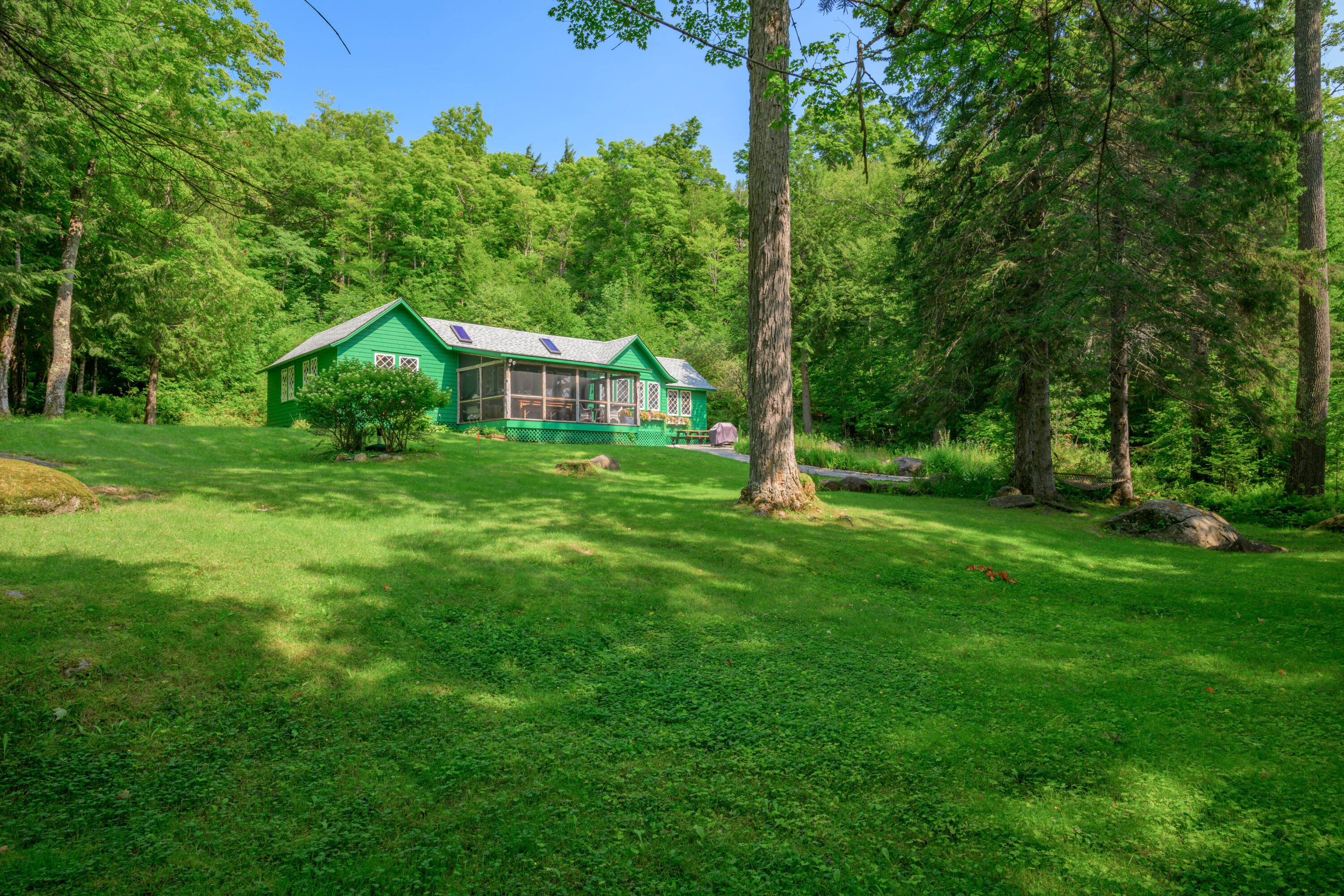 12 George & Bliss Lane Pier 245 Lake Placid NY 12946