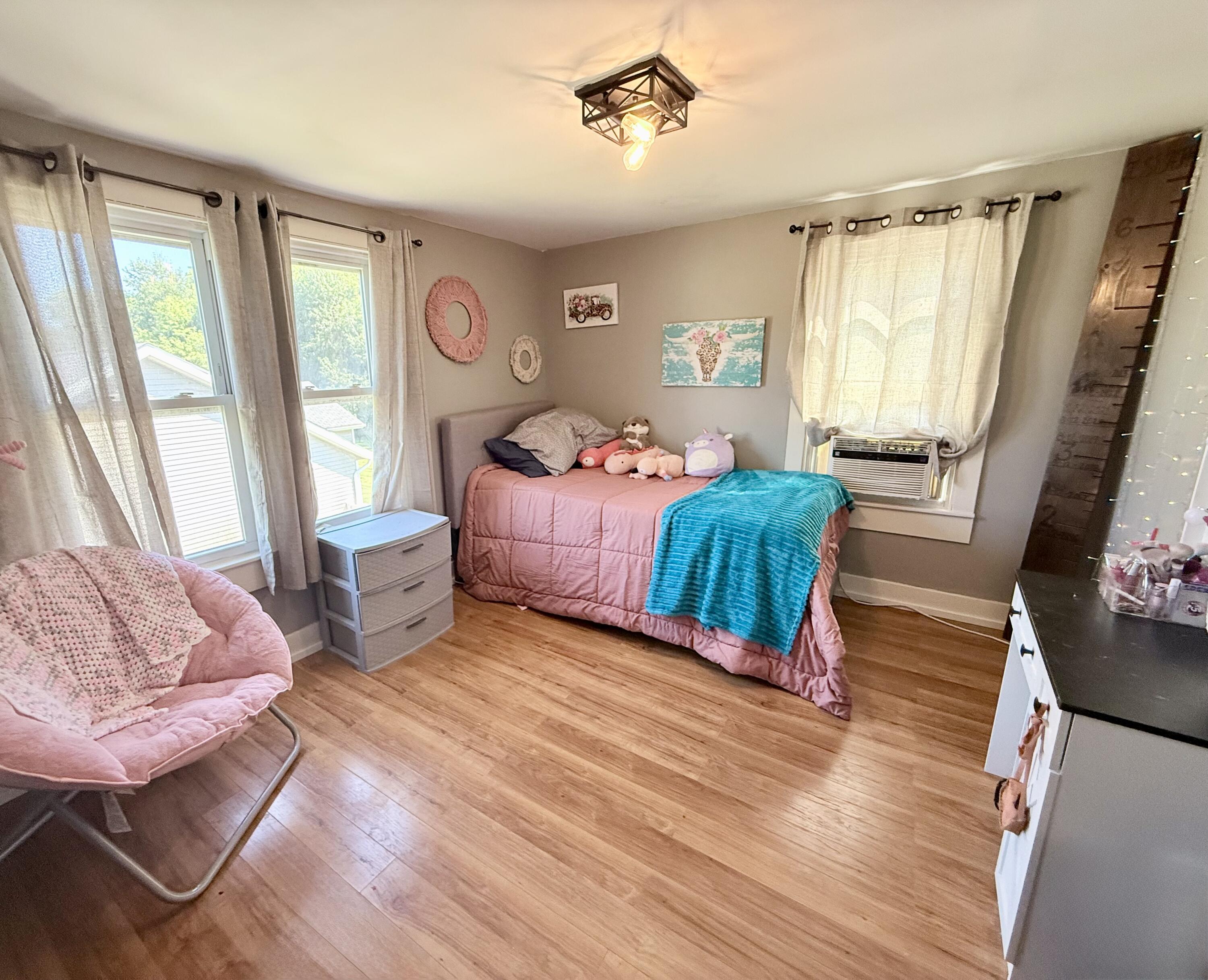 1002 Mason Street Morrisonville NY 12962