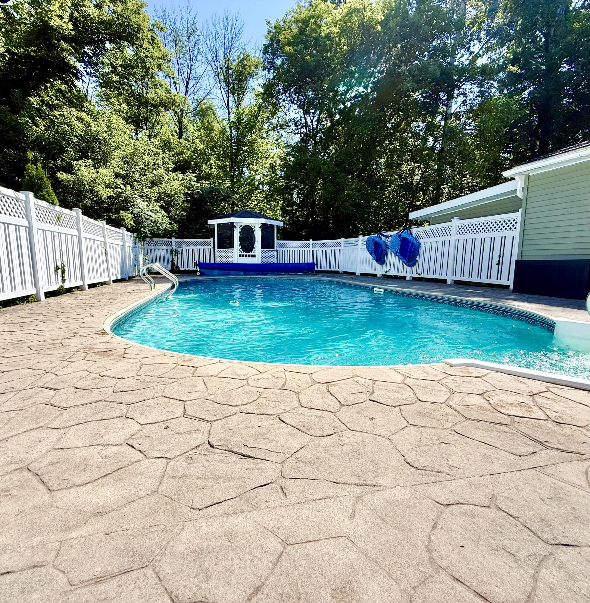 1002 Mason Street Morrisonville NY 12962