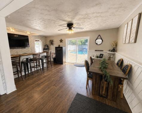 1002 Mason Street Morrisonville NY 12962
