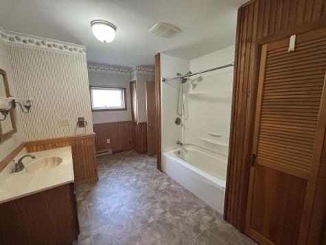 53 Washington Avenue Rouses Point NY 12979