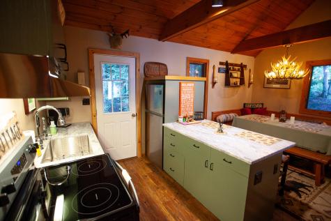 12 George & Bliss Ln Pier 284 Lake Placid NY 12946