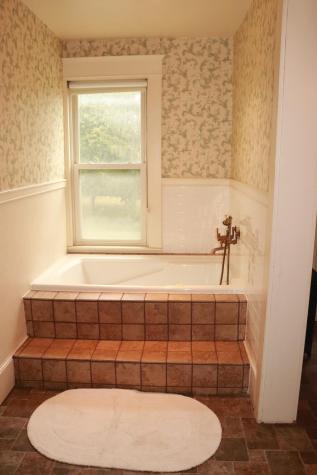 49 Pleasant Street Peru NY 12972