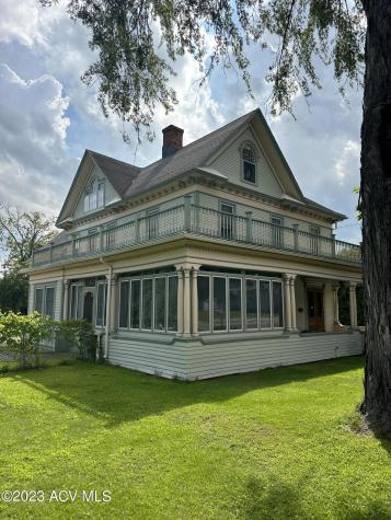 49 Pleasant Street Peru NY 12972