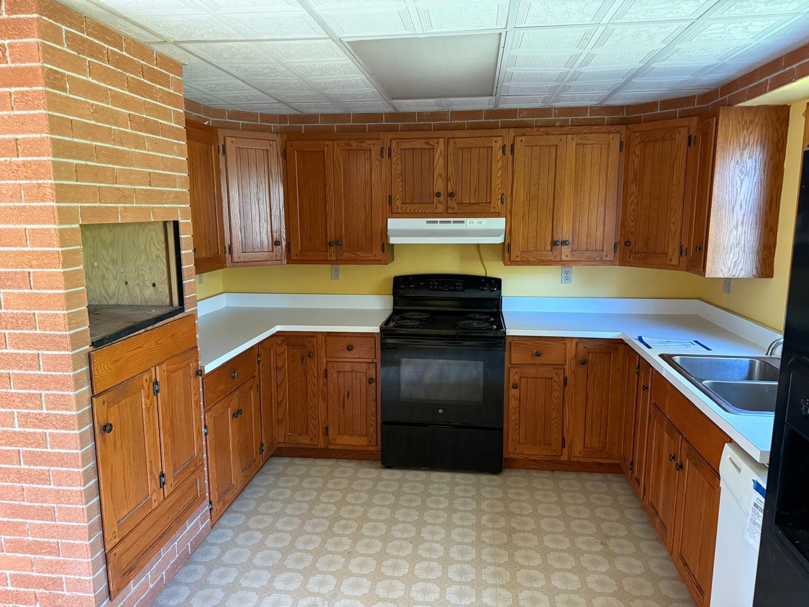 39 Champlain Street Rouses Point NY 12979