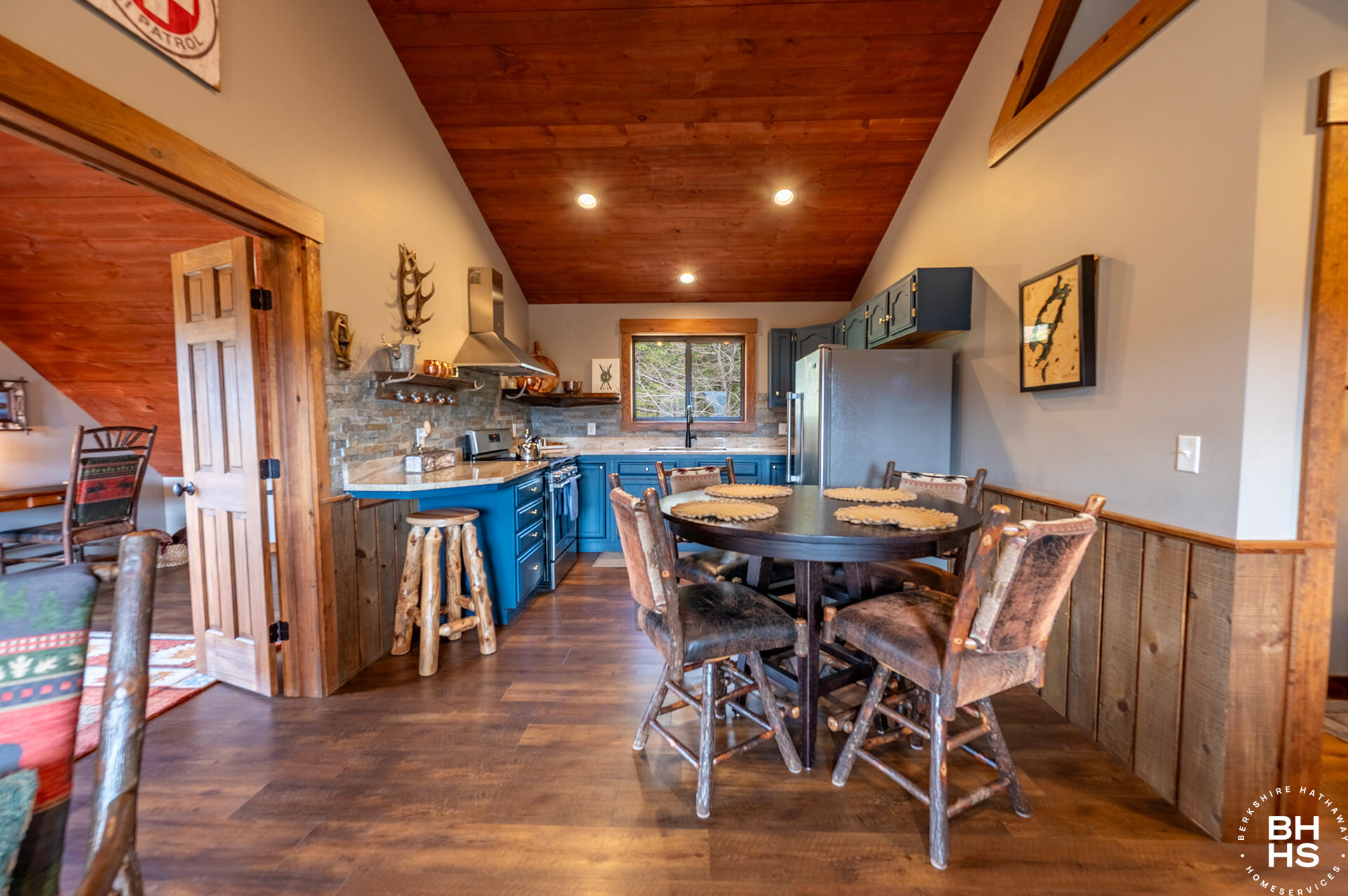 61 Coyote Way Lake Placid NY 12946