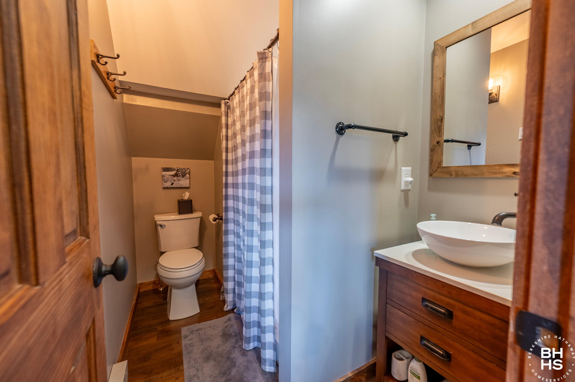 61 Coyote Way Lake Placid NY 12946