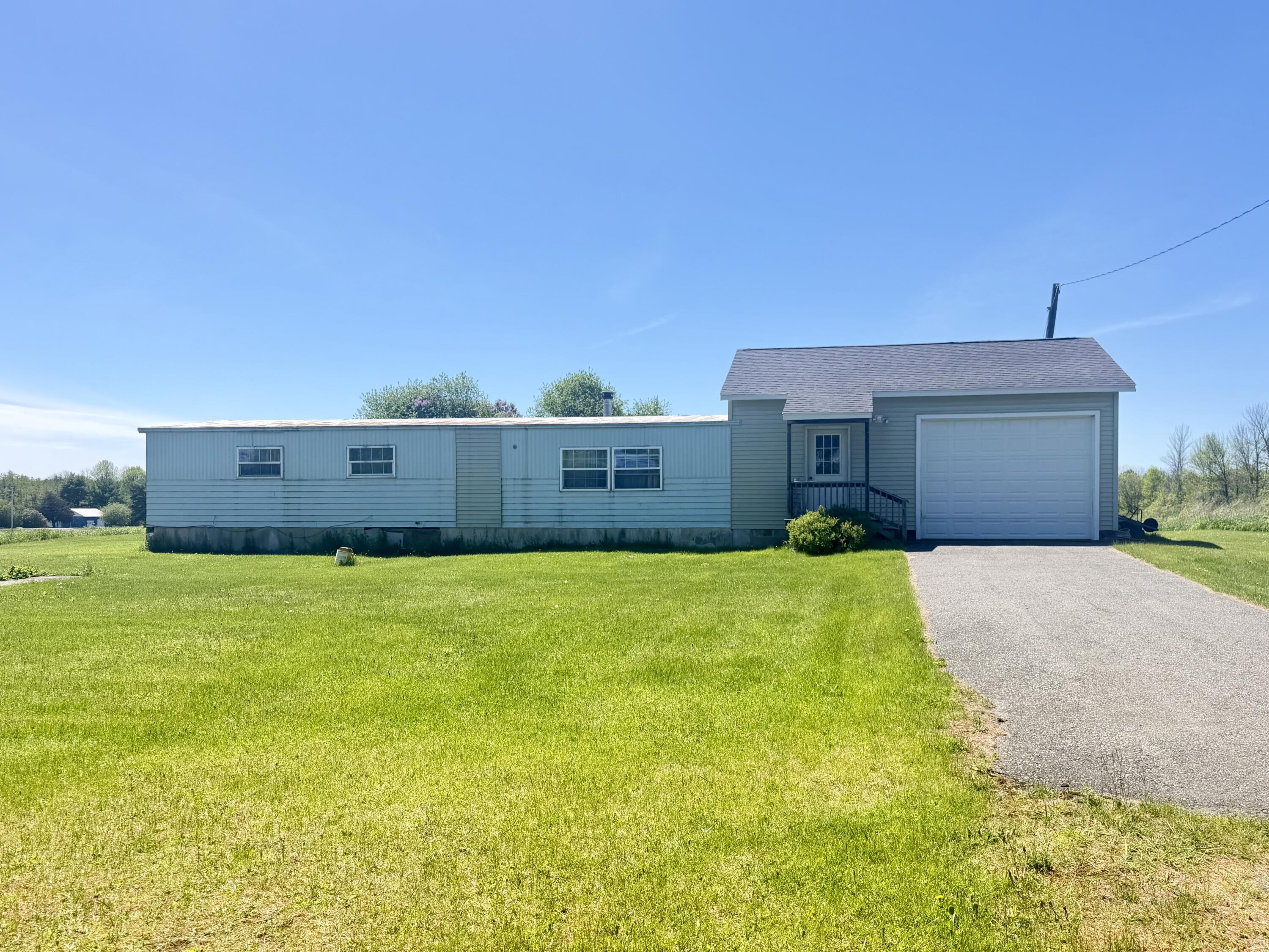 19 Lyons Road Plattsburgh NY 12901