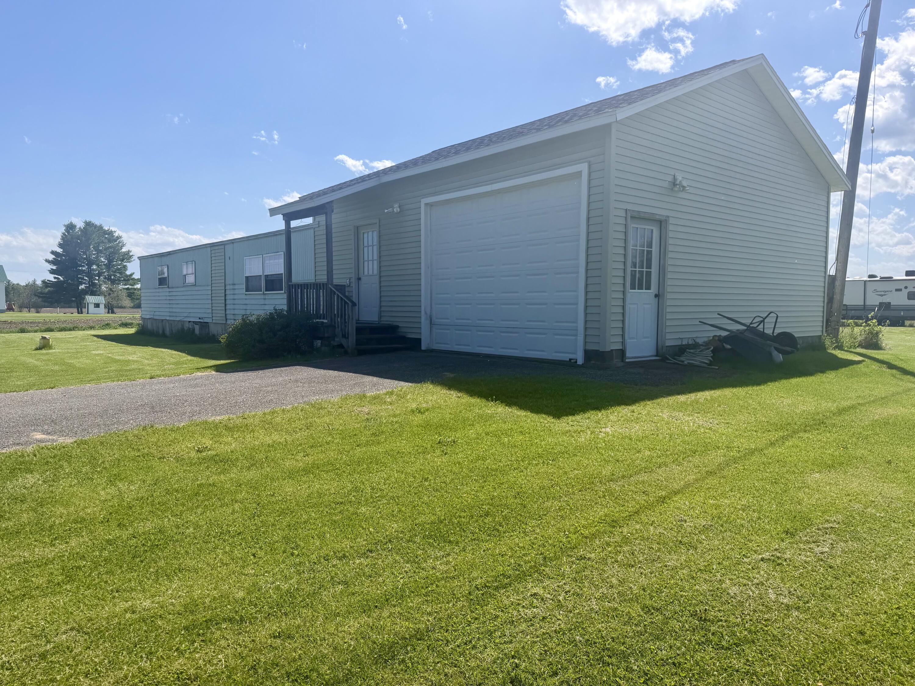 19 Lyons Road Plattsburgh NY 12901
