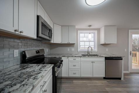 17 Columbus Drive Rouses Point NY 12979