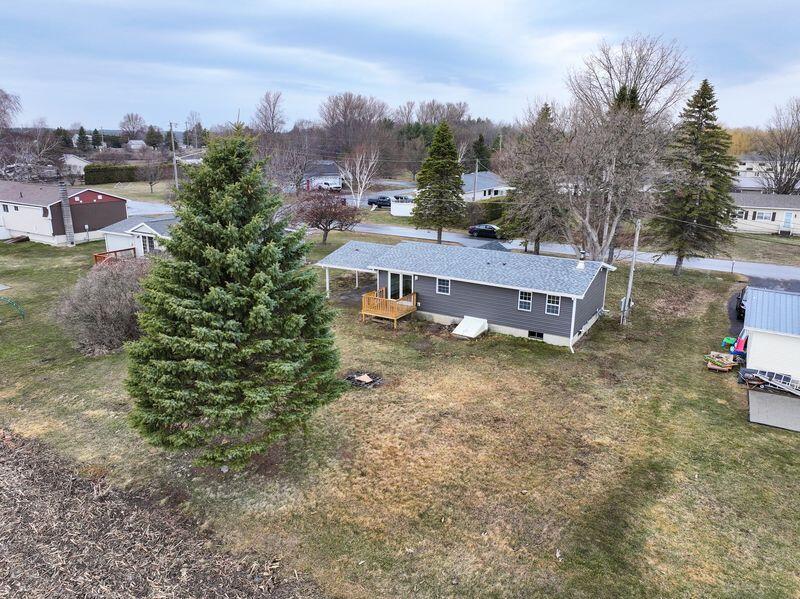 17 Columbus Drive Rouses Point NY 12979