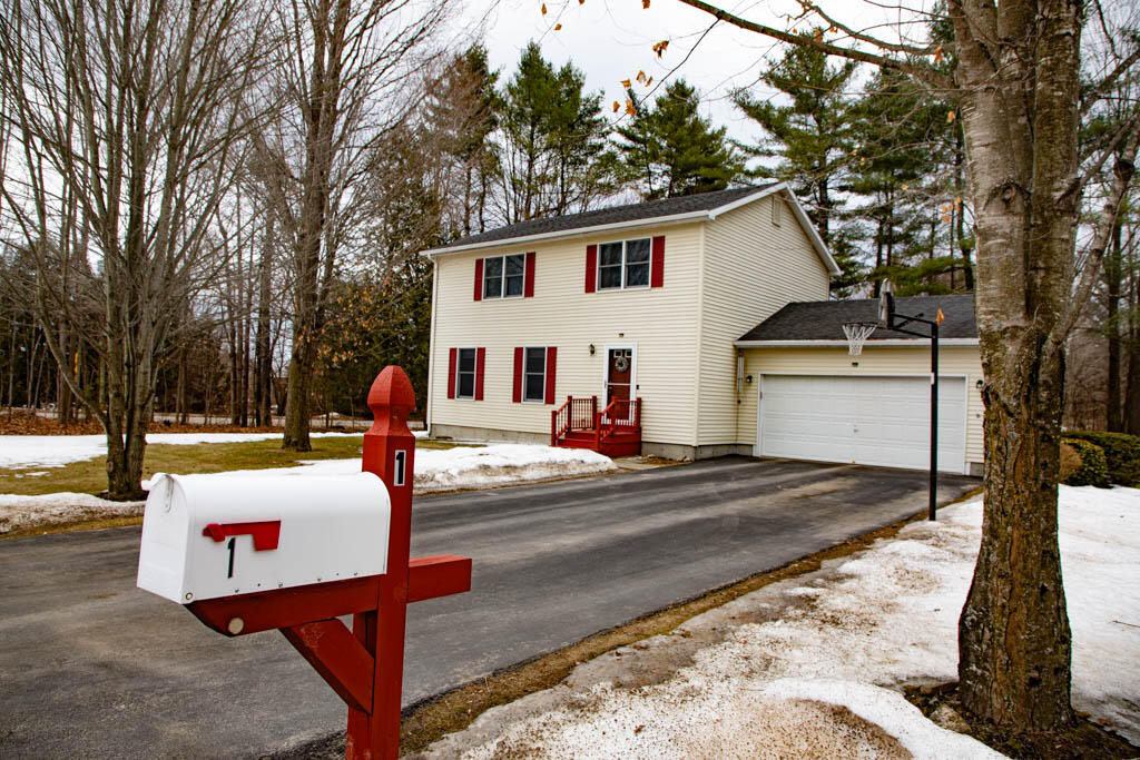 1 Rivers Edge Drive Morrisonville NY 12962