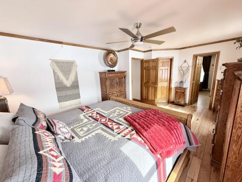 375 New York 22b Peru NY 12972