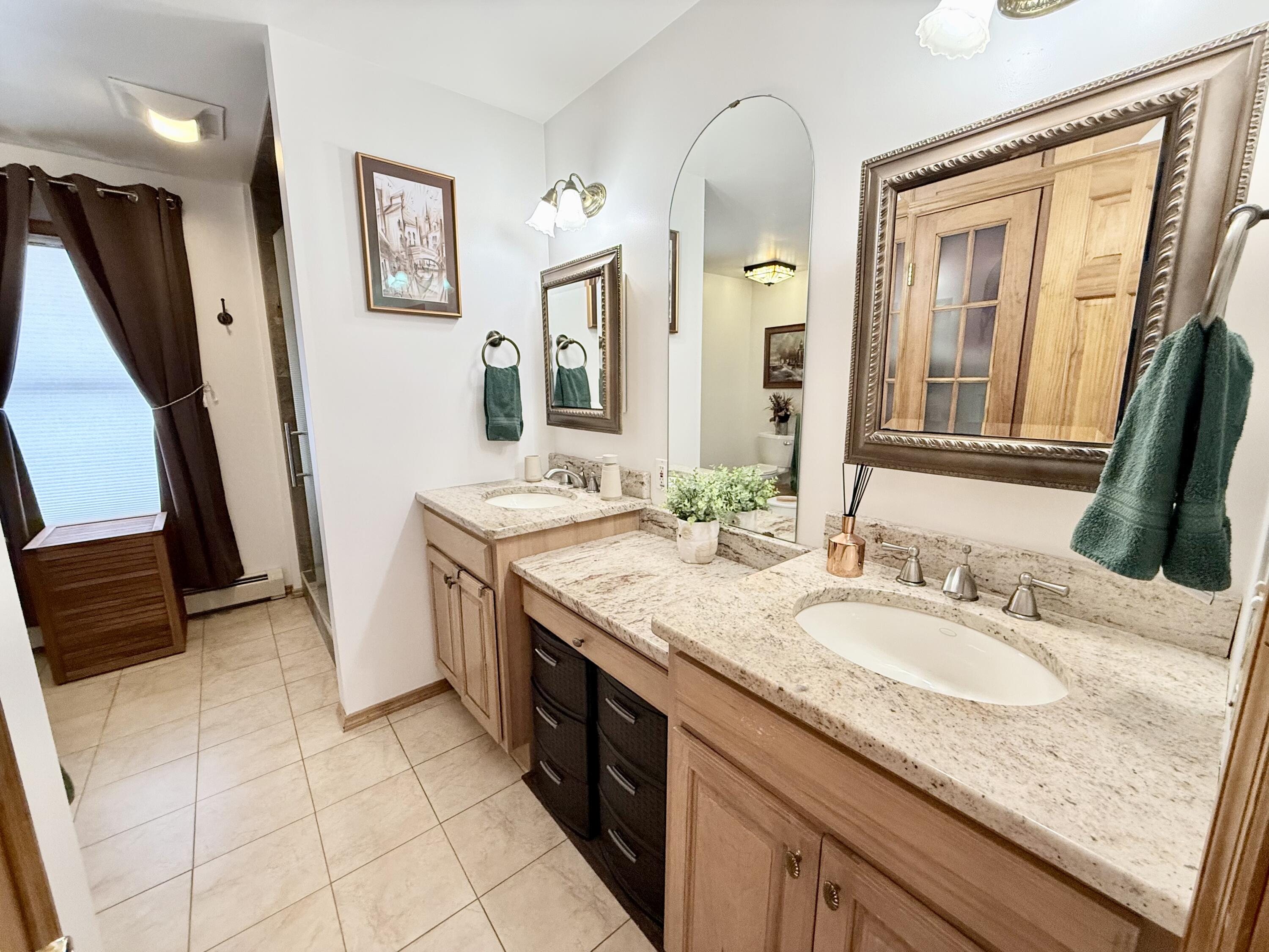 375 New York 22b Peru NY 12972