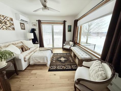 375 New York 22b Peru NY 12972