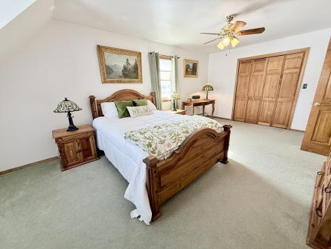 375 New York 22b Peru NY 12972