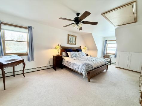 375 New York 22b Peru NY 12972