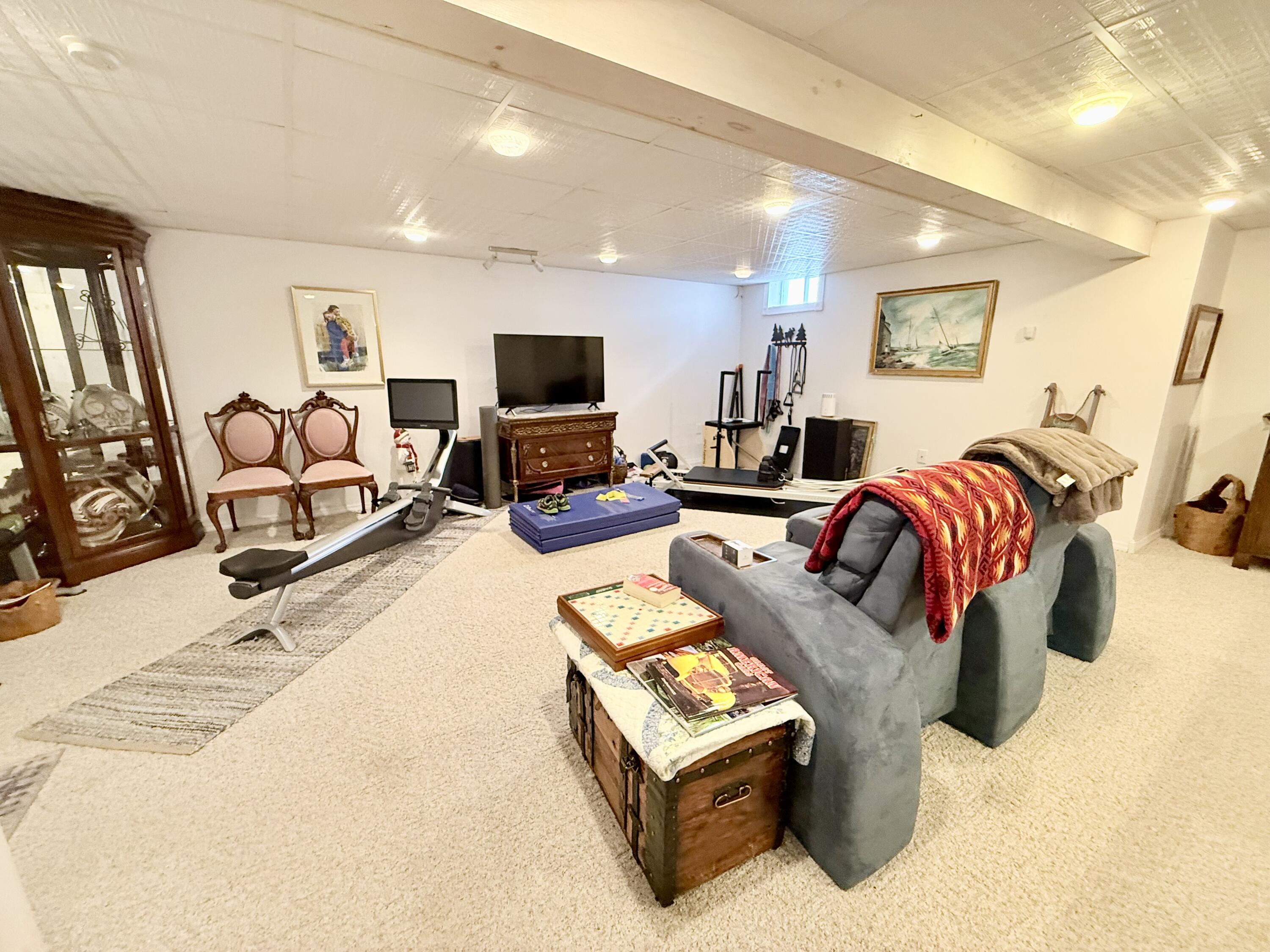 375 New York 22b Peru NY 12972