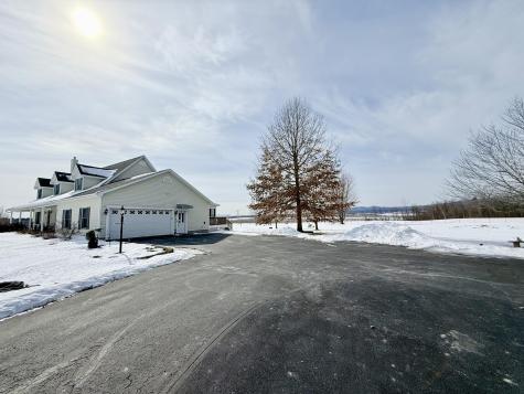 375 New York 22b Peru NY 12972