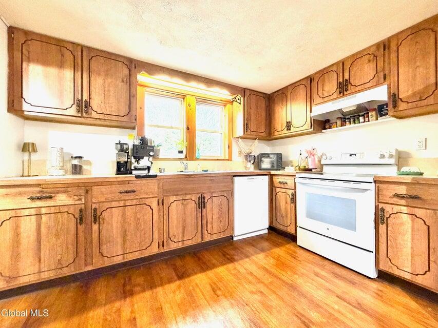 11 Continental Drive Schroon Lake NY 12870