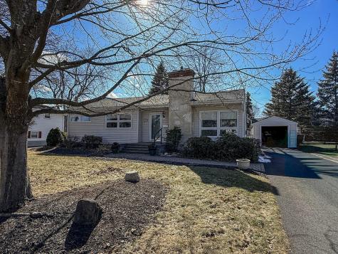 6 Olivetti Place Plattsburgh NY 12901