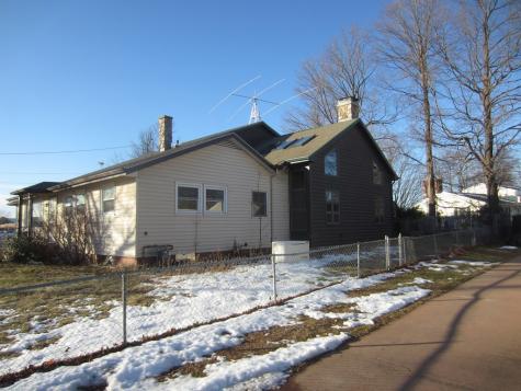 14 School Street Peru NY 12972
