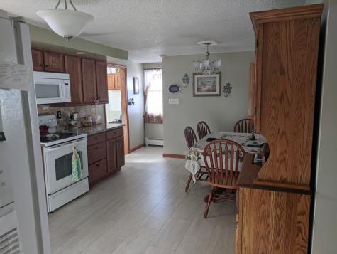 393 General Leroy Manor Road Morrisonville NY 12962