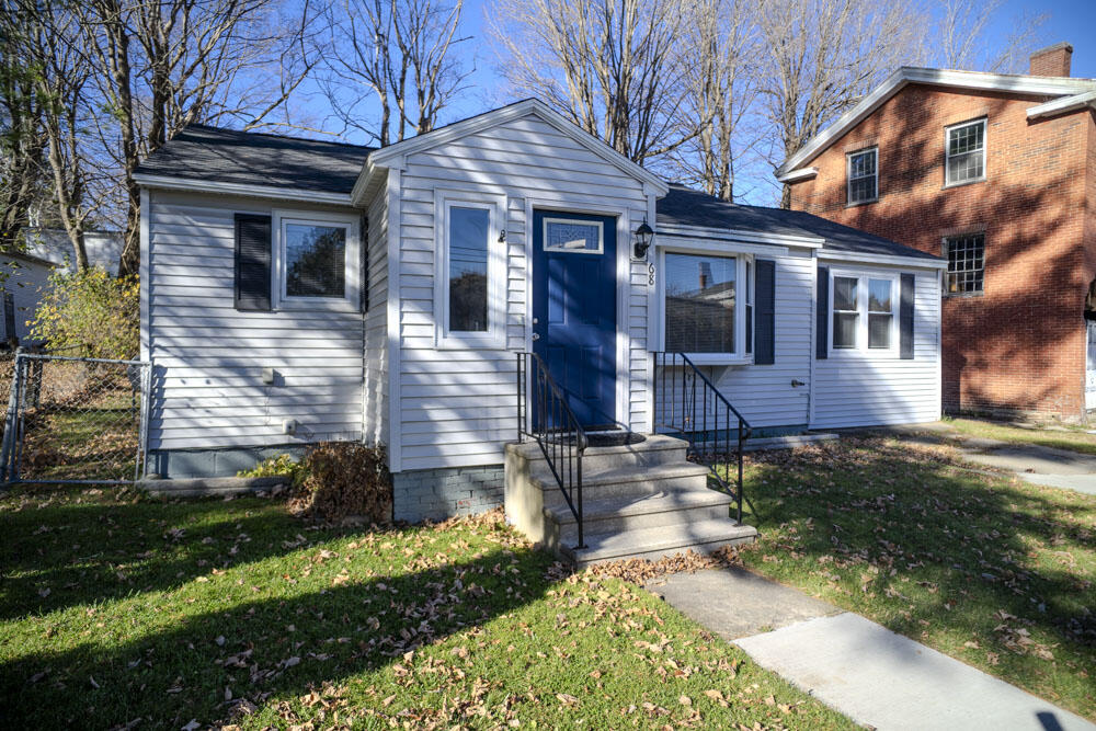 68 Pleasant Street Keeseville NY 12944