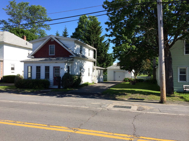 28 Pratt Street Rouses Point NY 12979